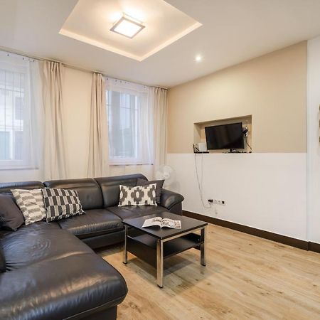 Dolly'S Duplex Home 布达佩斯 外观 照片