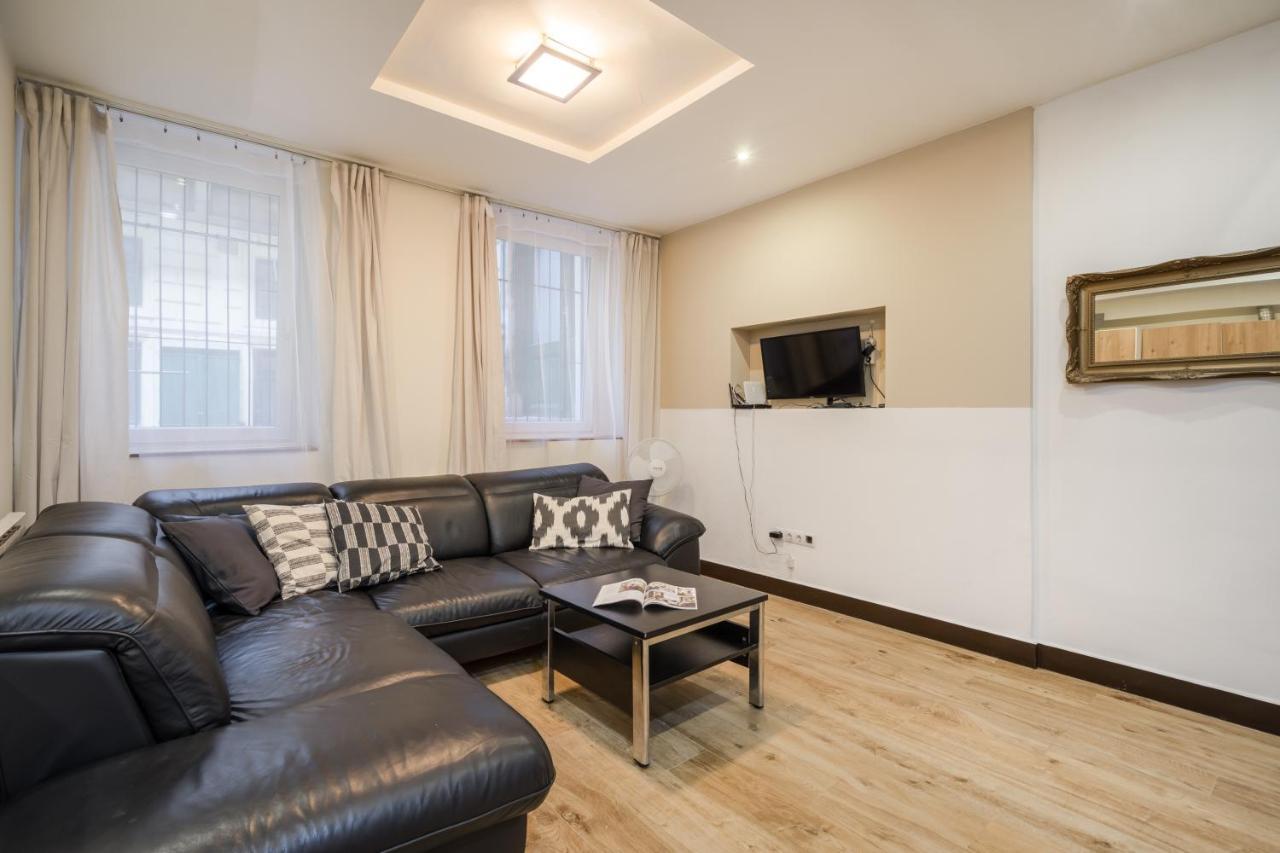 Dolly'S Duplex Home 布达佩斯 外观 照片